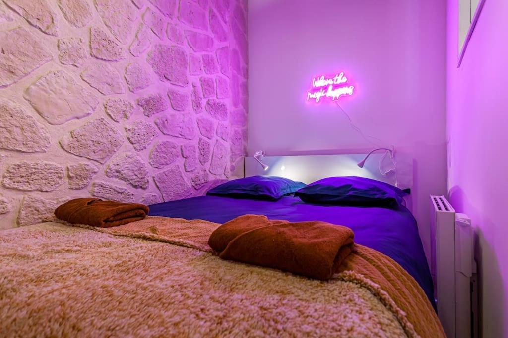 Appartement At Place Bastille Near Metro And Maris Modern Comfort In The Heart Of Parisian History Parijs