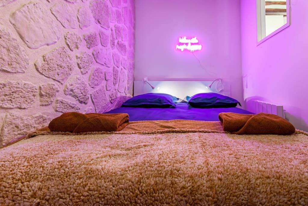 At Place Bastille Near Metro And Maris Modern Comfort In The Heart Of Parisian History Appartement Parijs
