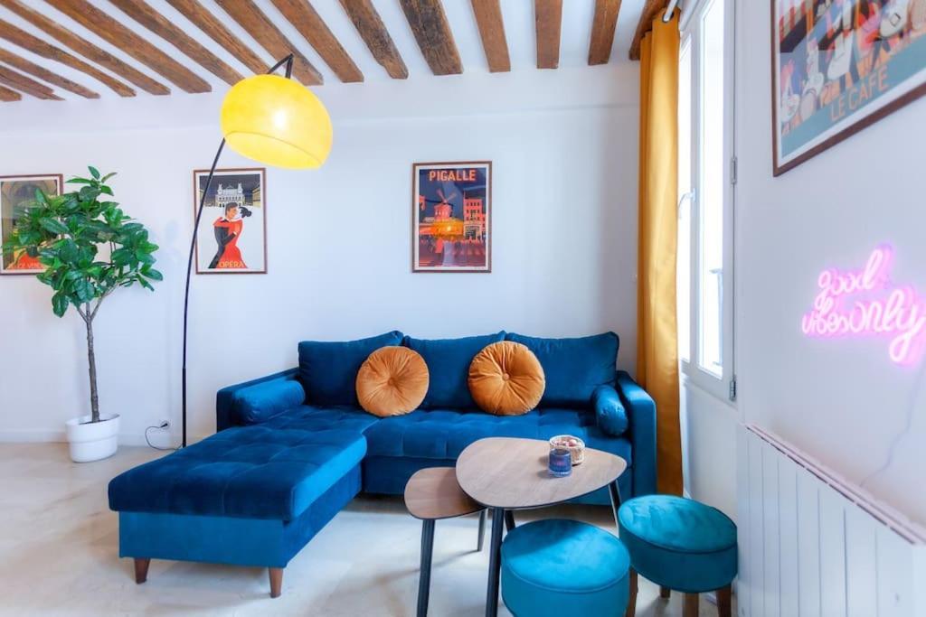 At Place Bastille Near Metro And Maris Modern Comfort In The Heart Of Parisian History Appartement *